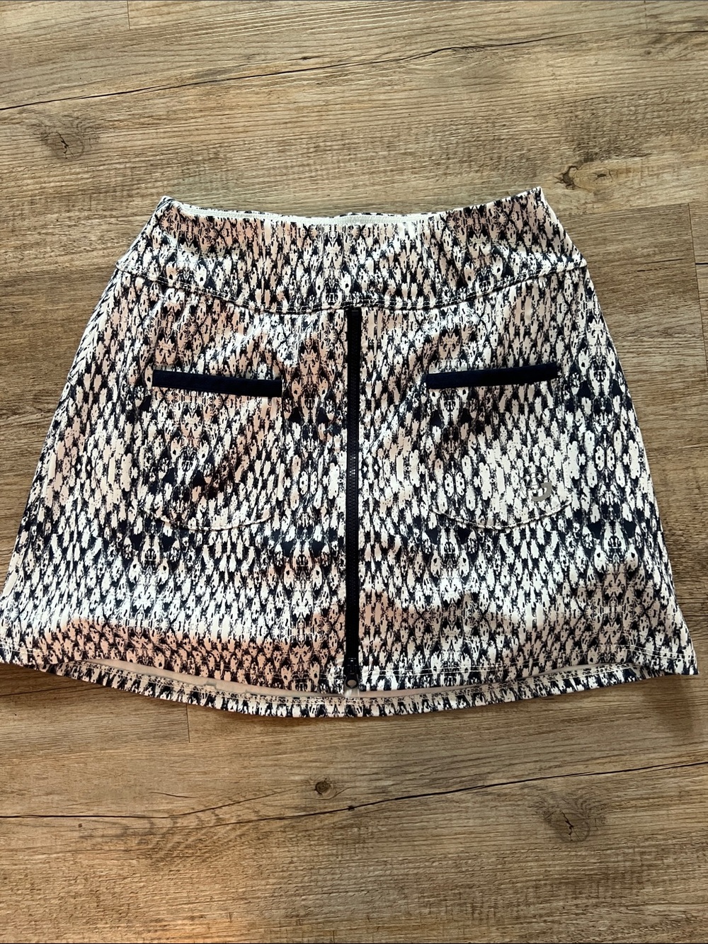 Foray Golf Skort with Front Zip and Pocket Trim